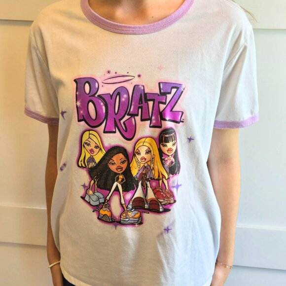 White Bratz T-shirt - Picture 3 of 5